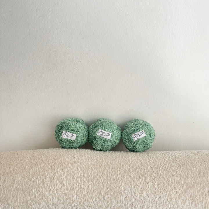 Bouclé Chewy Ball