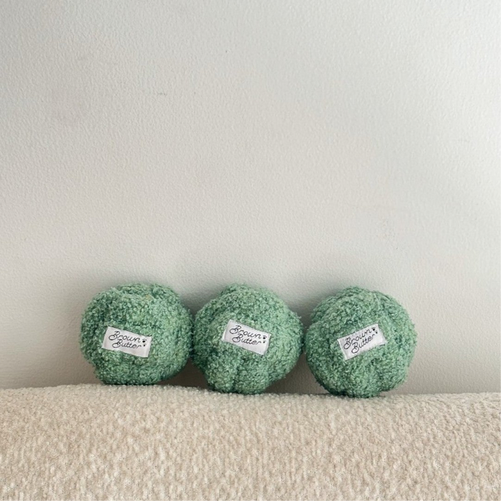 Bouclé Chewy Ball